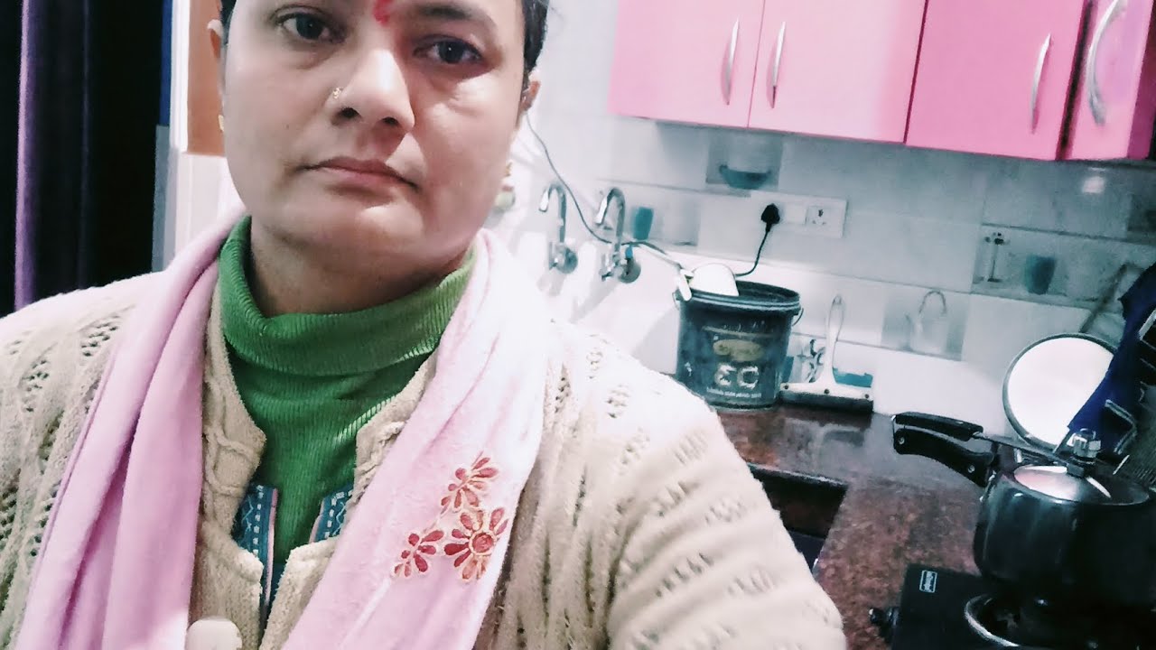 Untitled आज दिखाऊंगी मैं आपको लखनऊ की सुंदर से कॉलोनी जिसमें फूली फूल है