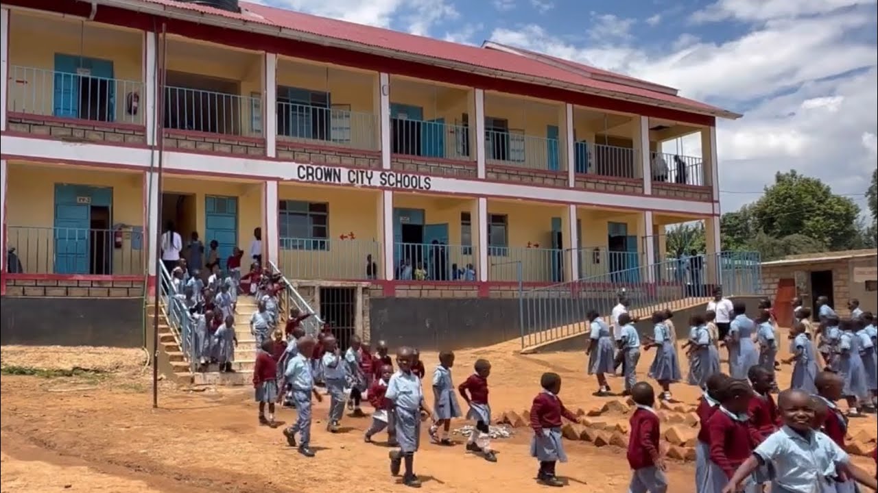 UNVEILING A NEW MAGNIFICENT SCHOOL 🎉🎊 CROWN CITY SCHOOLS-CHWELE🎓🎩