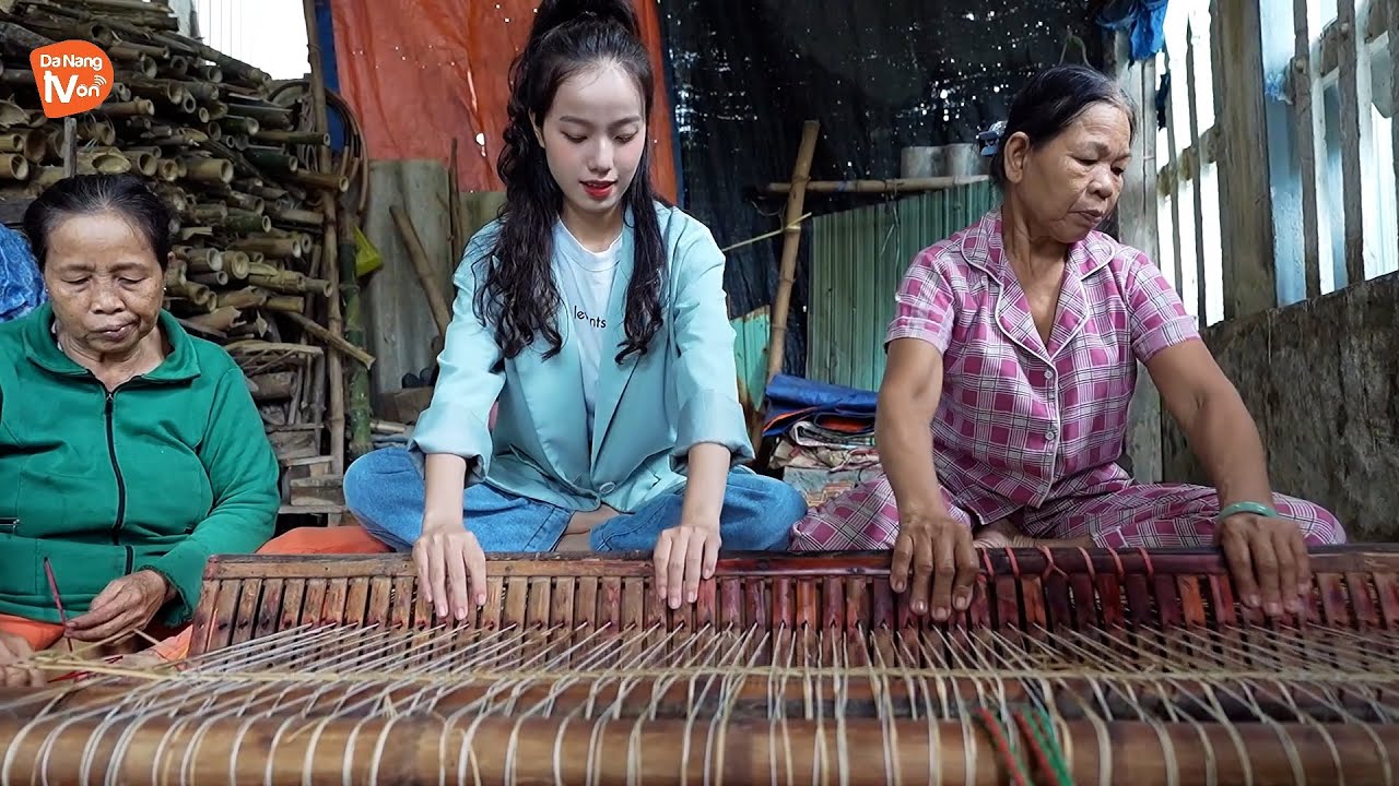 LÀNG CHIẾU CẨM NÊ