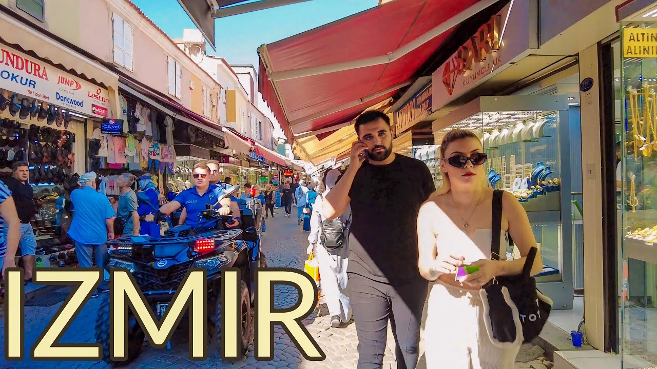 A Stroll Through İzmir’s Konak Square & Bustling Kemeraltı Bazaar 🇹🇷 (4K Walk)