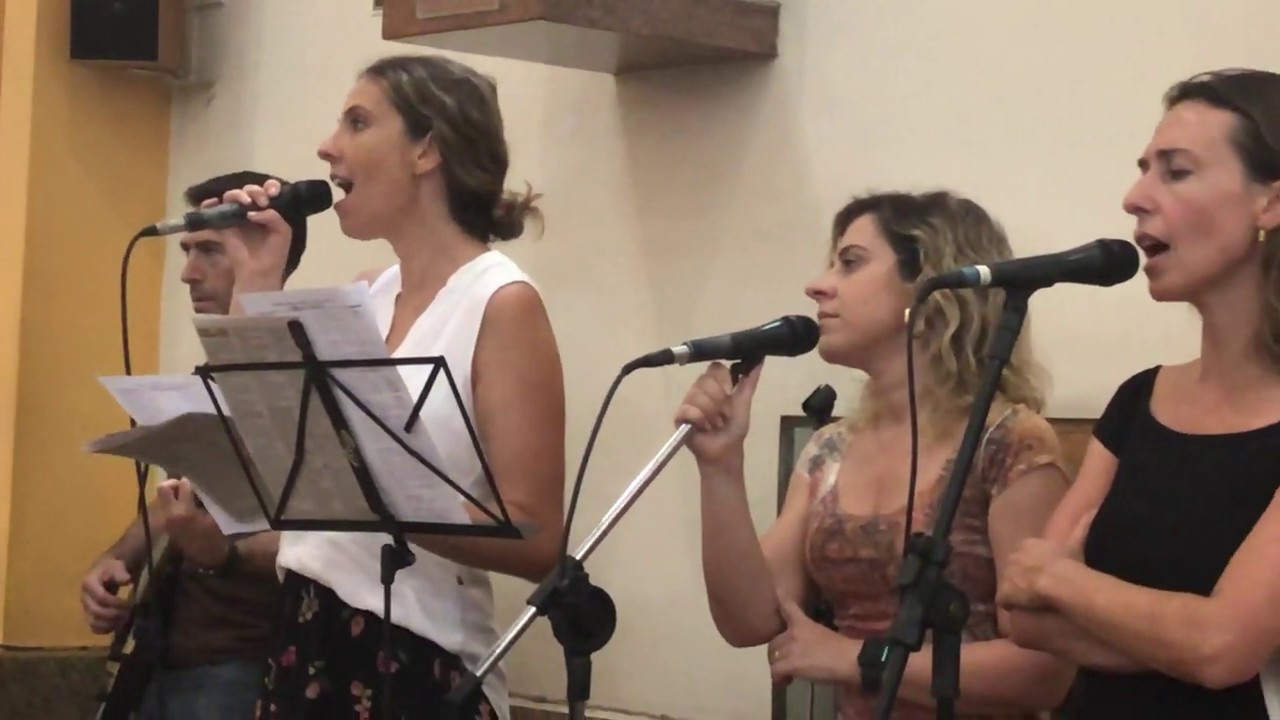 Canto de Ofertório - Pão e Vinho (Original: Min. Adoração e Vida)