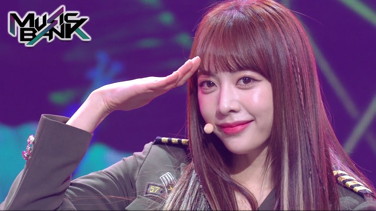 Brave Girls(브레이브걸스) - Rollin' (Music Bank) | KBS WORLD TV 210319