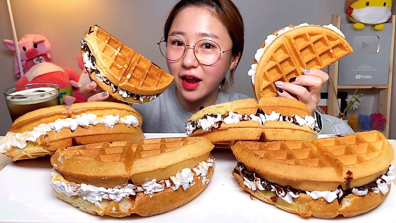 컴포즈커피 와플 오레오생크림와플 시나몬카라멜와플 사과생크림와플 디저트 먹방 Dessert Mukbang