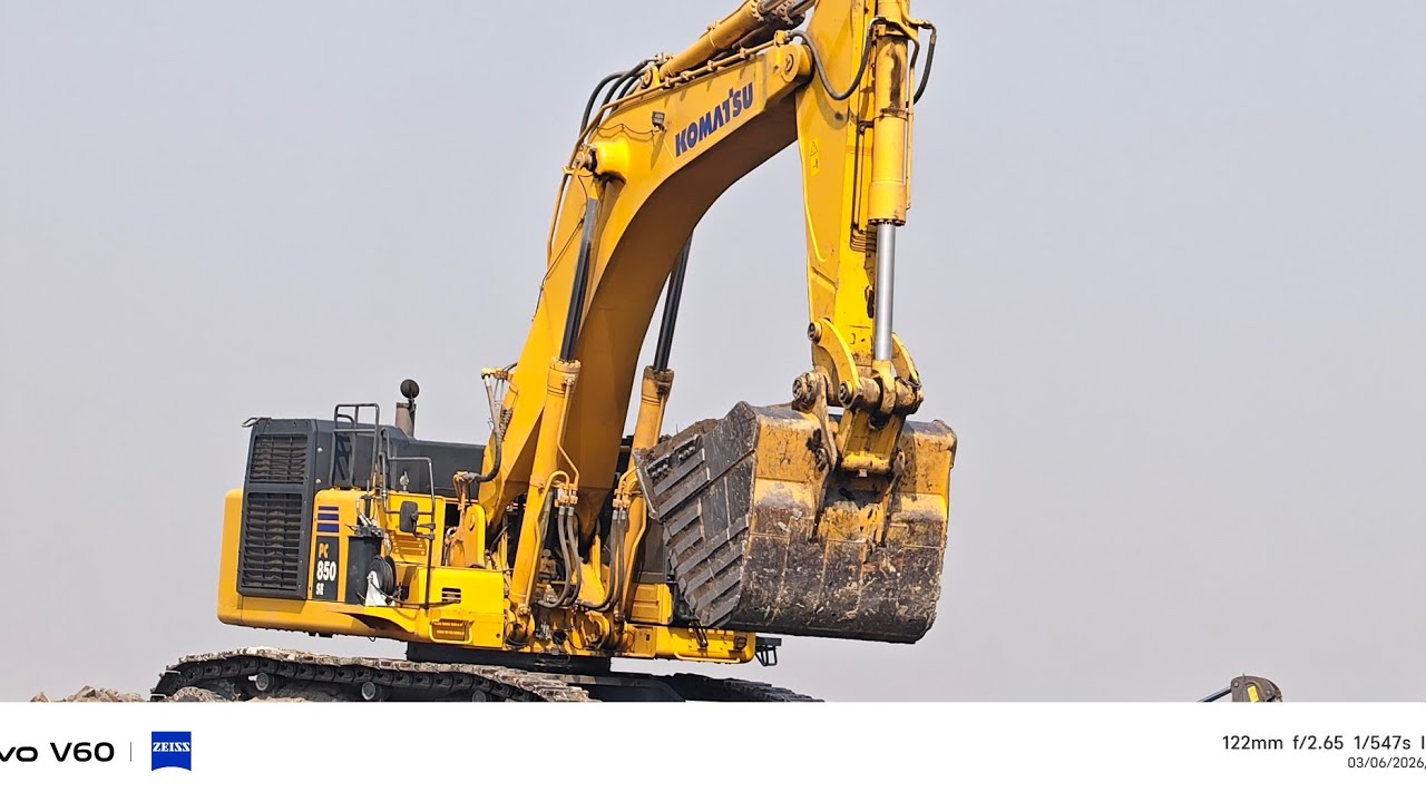 Super power jabardast loading JCB machine learning @KawThooLeiSPF #jcbvideo #anotherbrickinthew