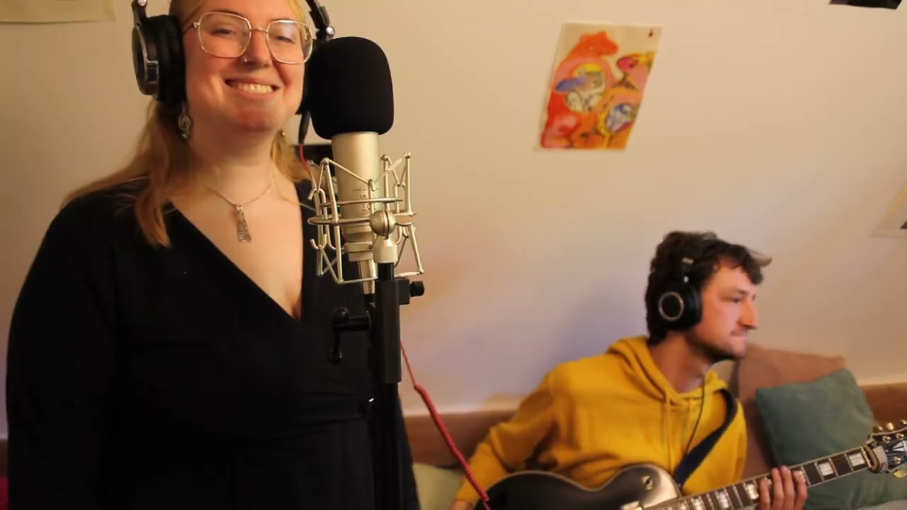 Live at Bluebell Studios: abs