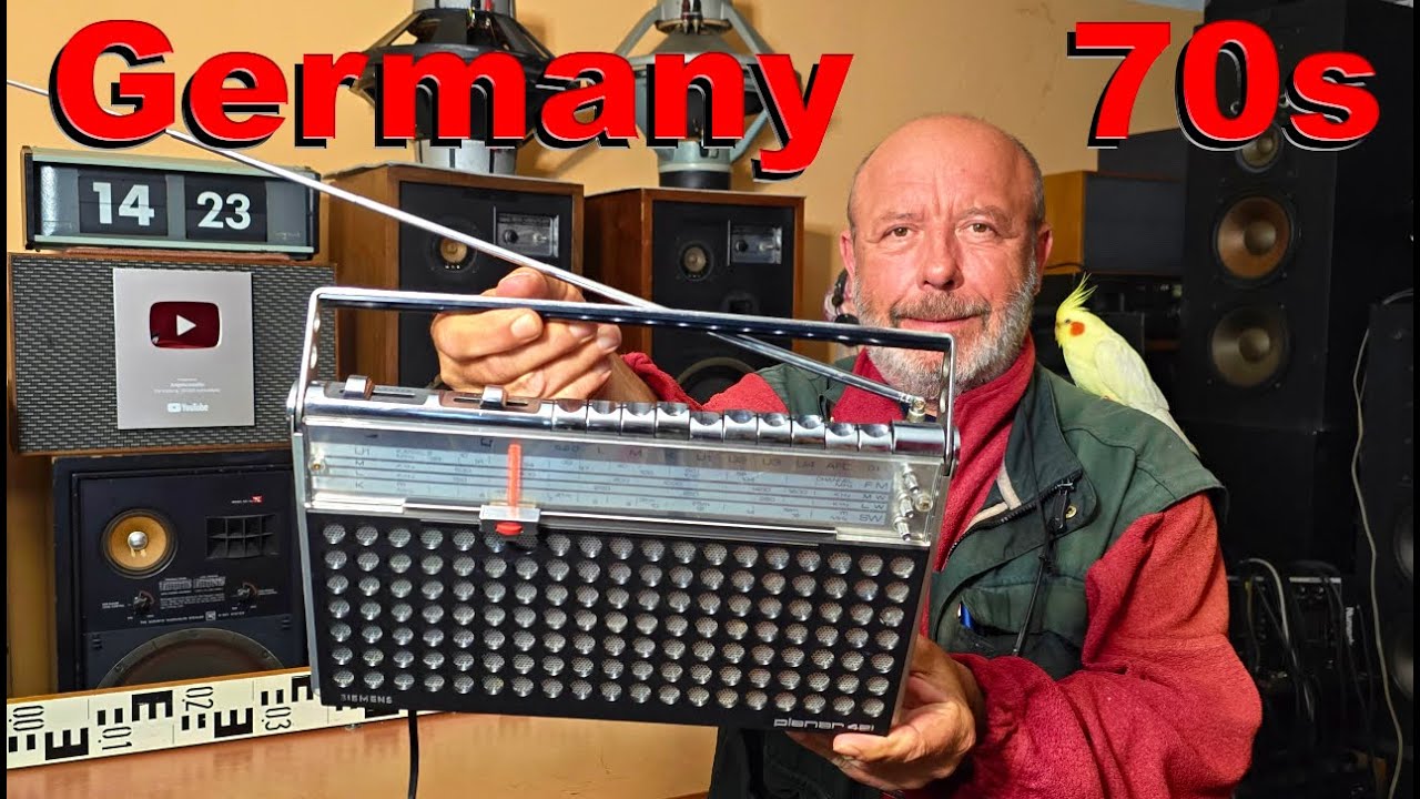 70s Vintage Rare RADIO SIEMENS PLANAR 421 FM Tuning Sound Test Budget Portable Radios For Sale