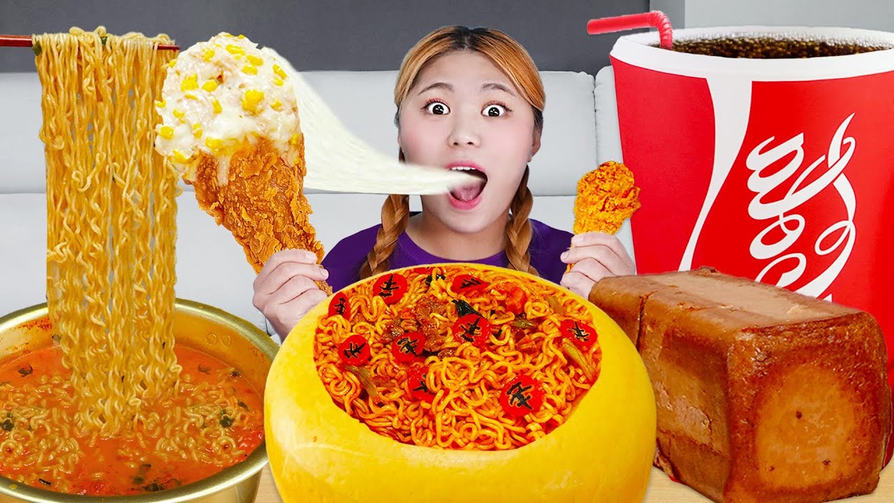 MUKBANG Giant Size Cheese FRIED CHICKEN AND FIRE NOODLES by HIU 하이유
