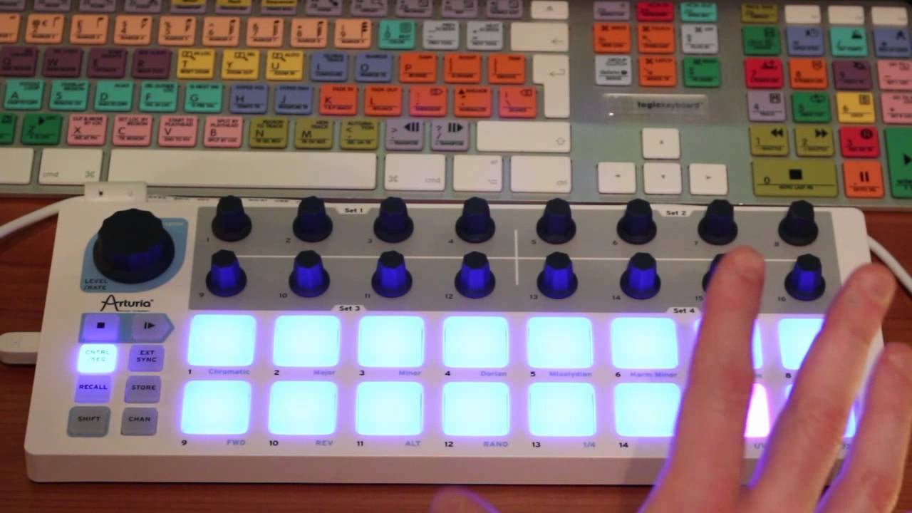 Arturia Beatstep Sequencer in action