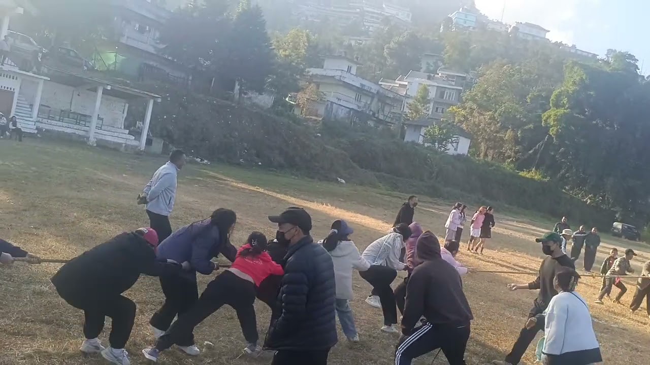 #Tug of war🤗🤗Female 🤗🤗#viralvideo 