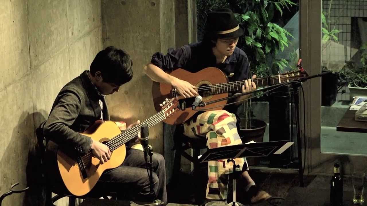 paniyolo (w/ annie) live at jam café「クリスマスの演奏会をmomo椿*と」