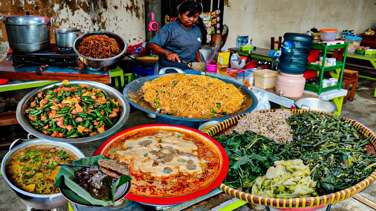 CUMA 7RIBU MAKAN KENYANG, BELUM SEBULAN PINDAH TEMPAT TETAP MEMBLUDAK PEMBELINYA YANG DATANG