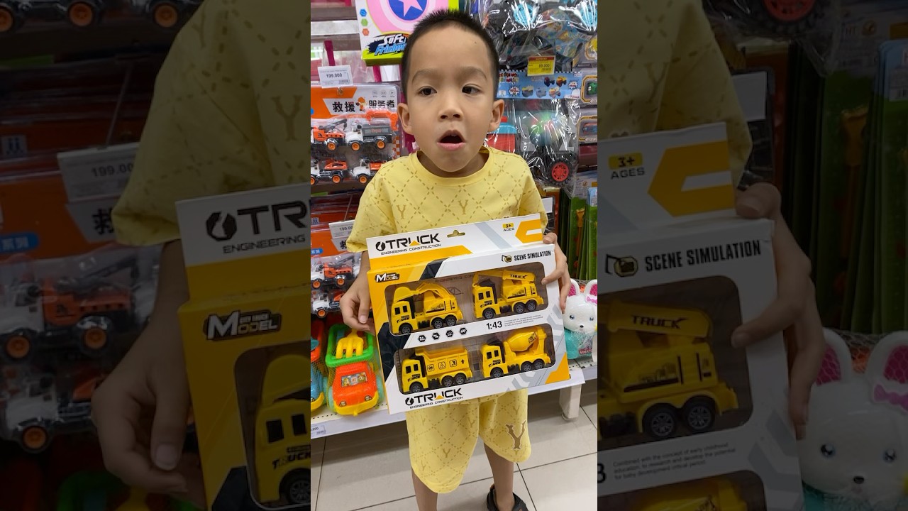 Mama Kh&oacute; T&iacute;nh - Đồ Chơi Xe cẩu #funny