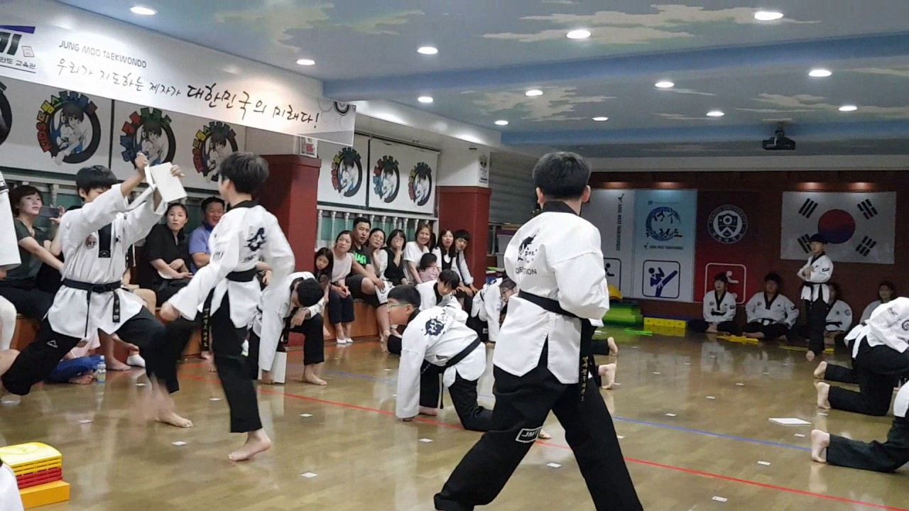 [정무태권도]JMT연세정무태권도 줄넘기스쿨 공개심사 JMT시범단 1군 시범