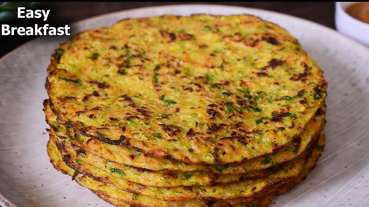 Zucchini pancake - healthy and easy breakfast recipe!
