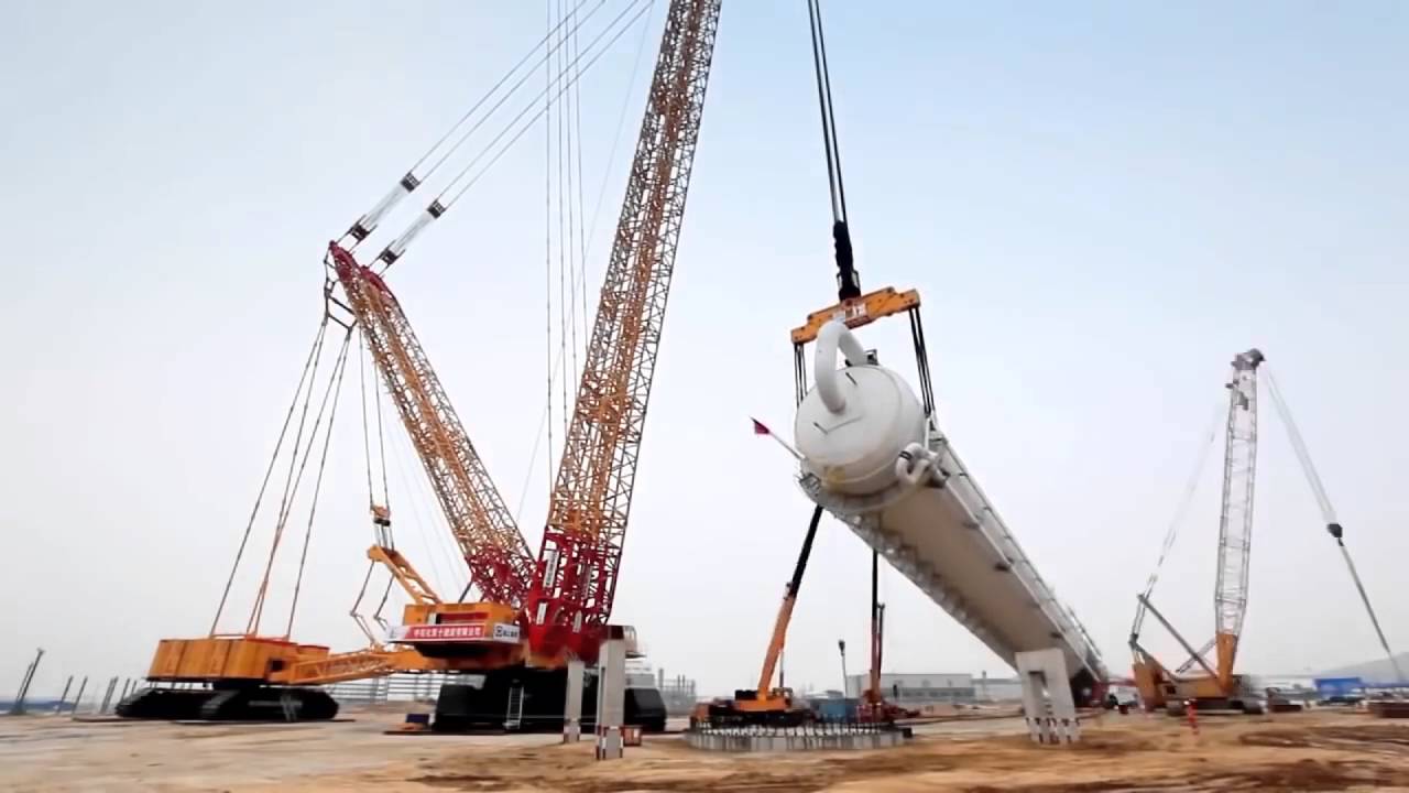 The Most Powerful Crawler Crane in The World
