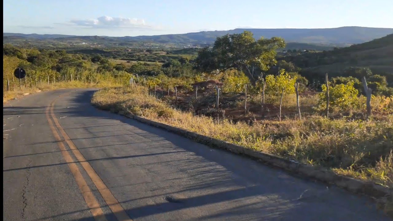 Estrada Indo de Porteiras CE At&eacute; a Vila do Sim&atilde;o CE