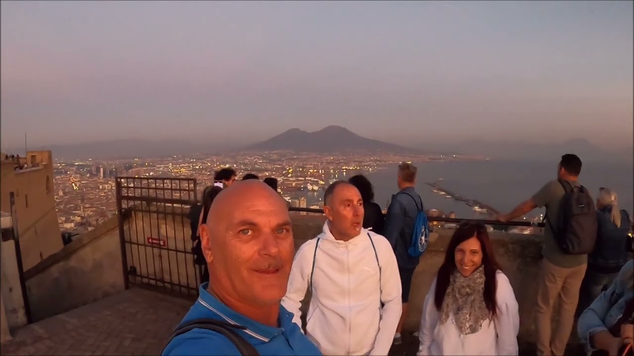 Turisti a Napoli 01-03 Novembre 2024