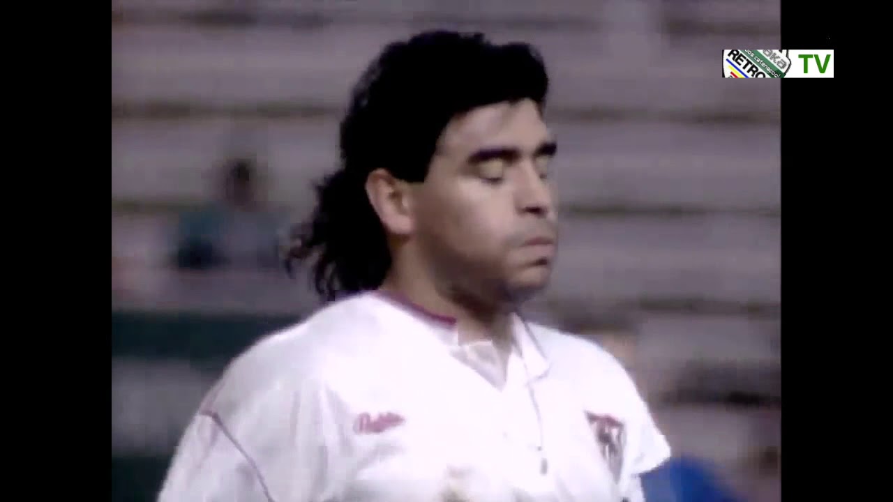Maradona debut for Sevilla FC
