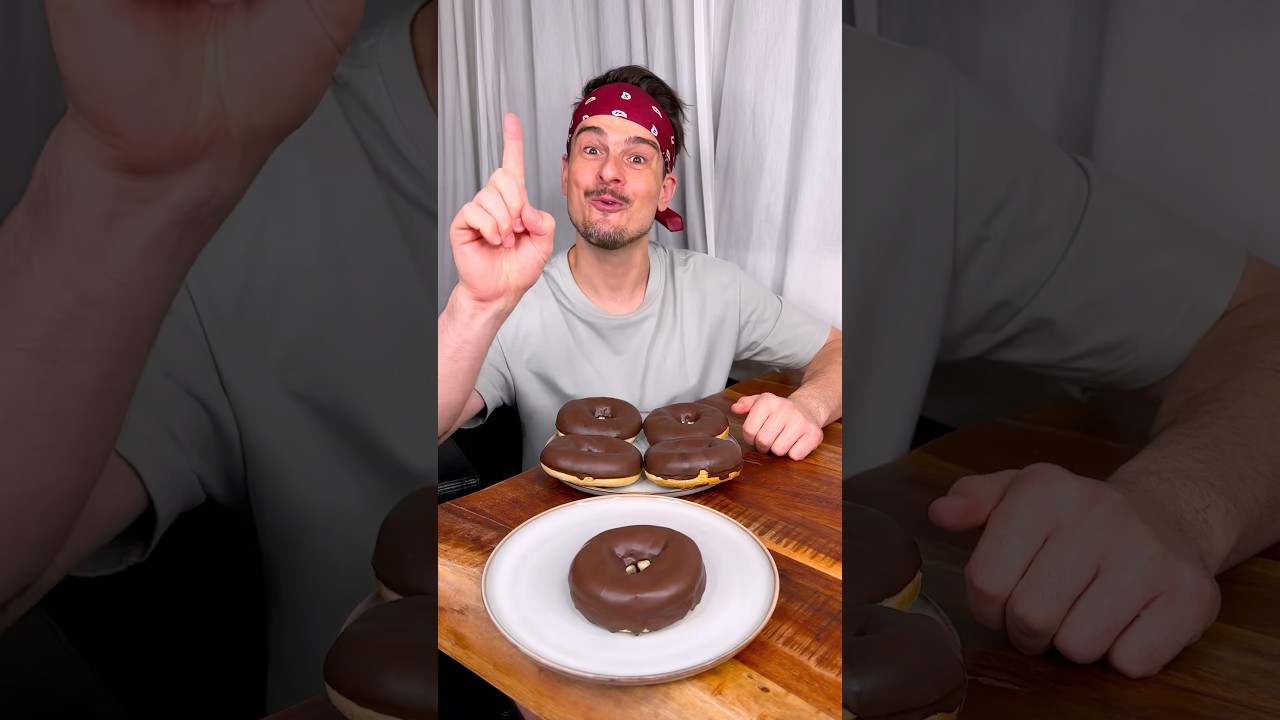 How to enjoy CHOCOLATE DONUT with your sibling?😅❤️🍩| CHEFKOUDY