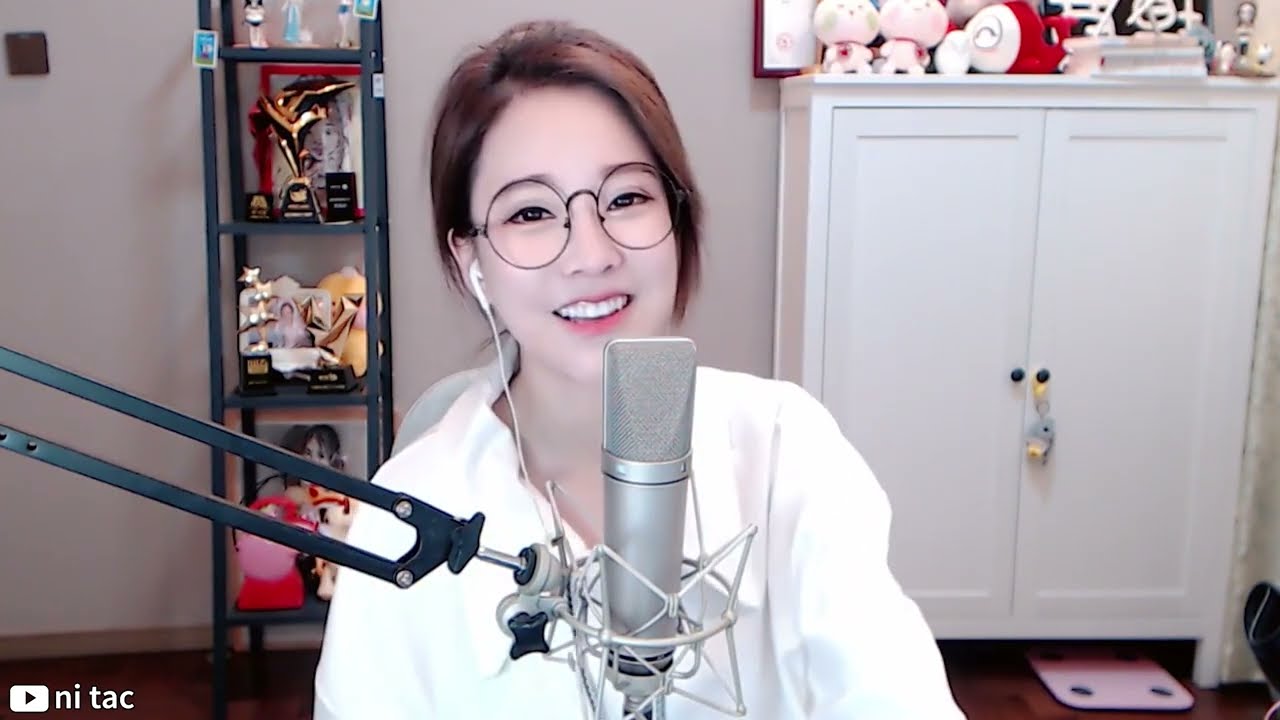 Rất yêu rất yêu anh (很爱很爱你 Love You So Much) - Phùng Đề Mạc (冯提莫 Feng Timo)