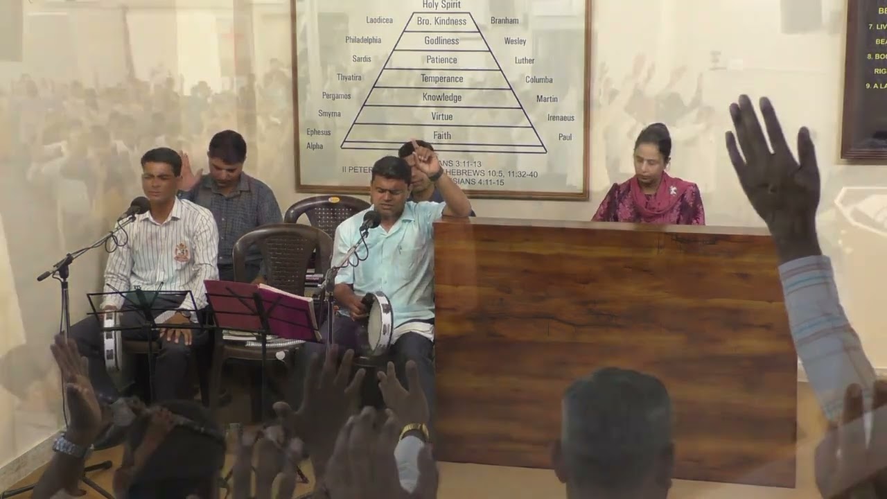 # Latest Christian Hindi Song # ज़र्रा ज़र्रा उसके कदमों पे झुका लगता है।