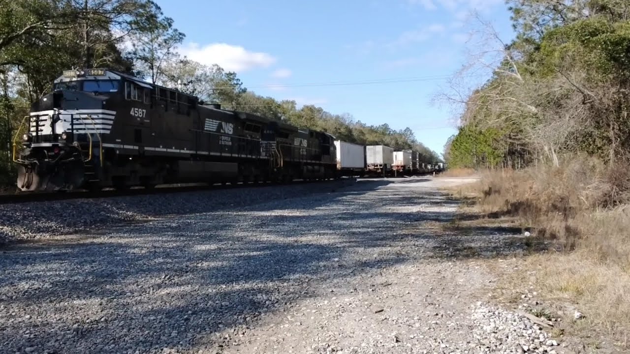 Norfolk Southern 29F at Crawford 