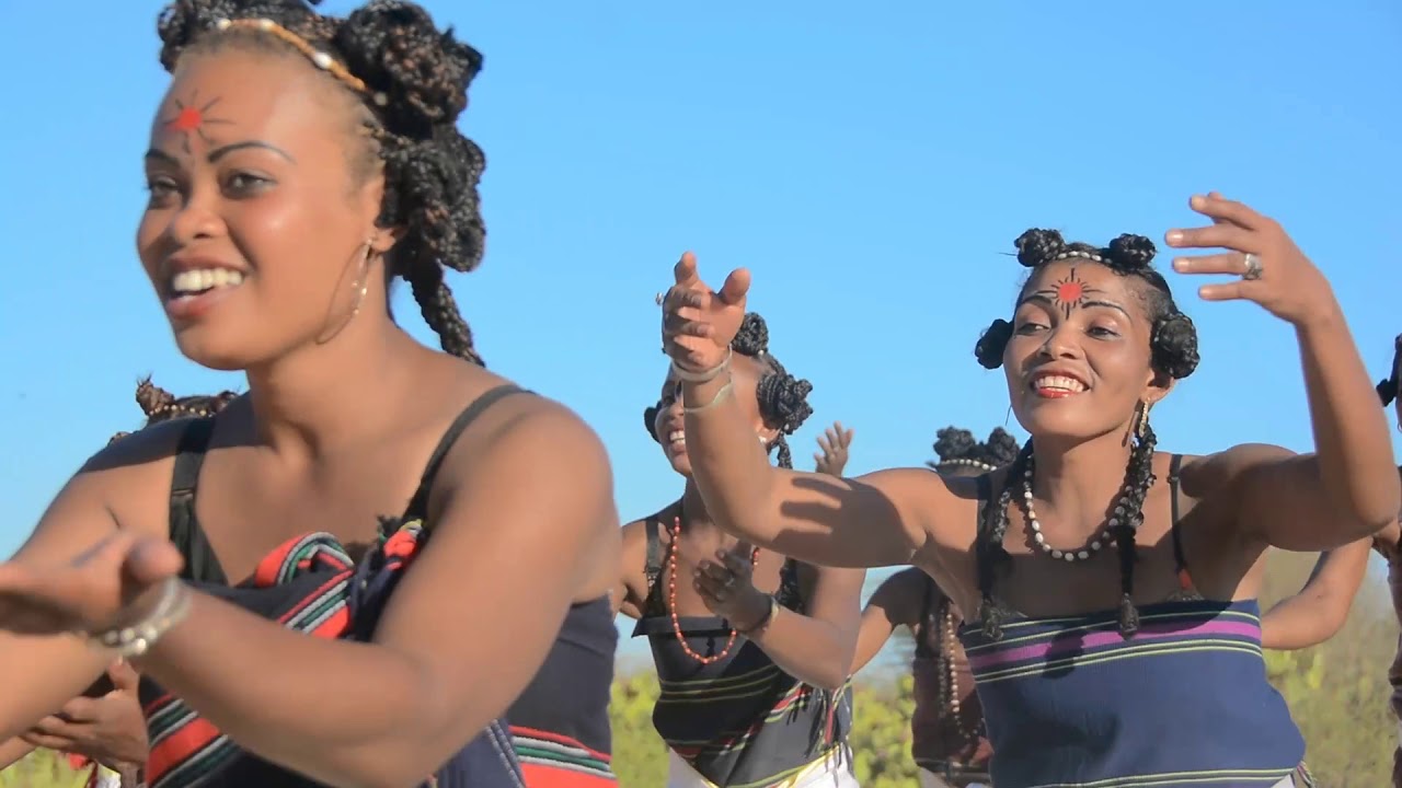 CSVP ECAR Cathédrale Toliara -  Mahavelogne Clip officiel