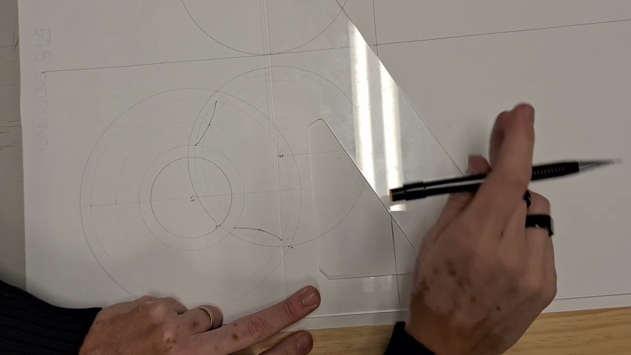 313 Intersección Esfera vx Torón por Cortes Secantes