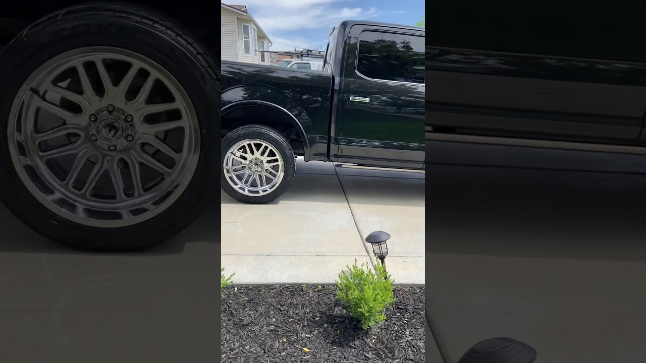 Ford F-150 22x12 stock suspension