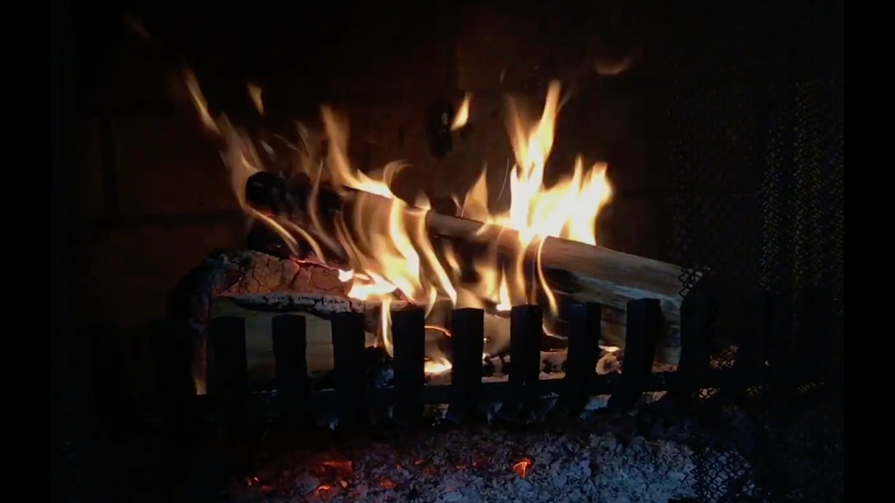 🔥Fireplace Calm: Burning Logs, Cracking Sounds, and Pure Relaxation.