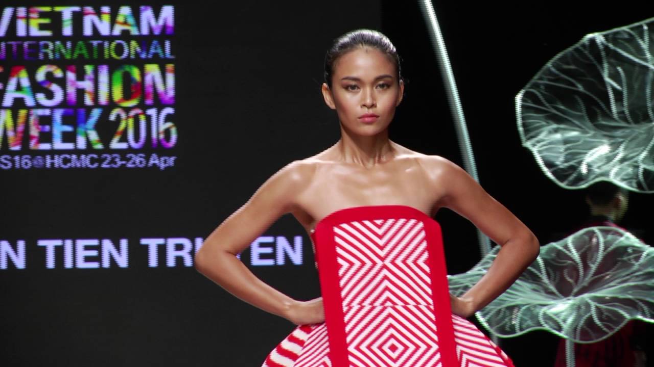 HOANG MINH HA - LY GIAM TIEN - NGUYEN TIEN TRUYEN | VIFW SPRING SUMMER 2016