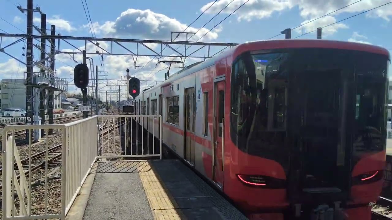 【国府駅】9523F急行豊橋行きと高速通過の2200系快特　#名鉄 