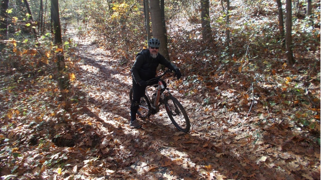 E-Bike sulla Forest Race a Mezzomerico