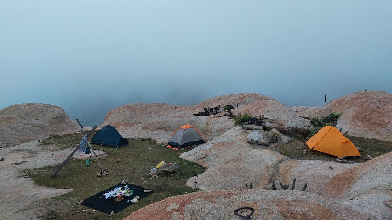 SERRA DE PATU/RN. MOTO CAMPING NO PELADO. MUITA AVENTURA E MUITO FRIO!