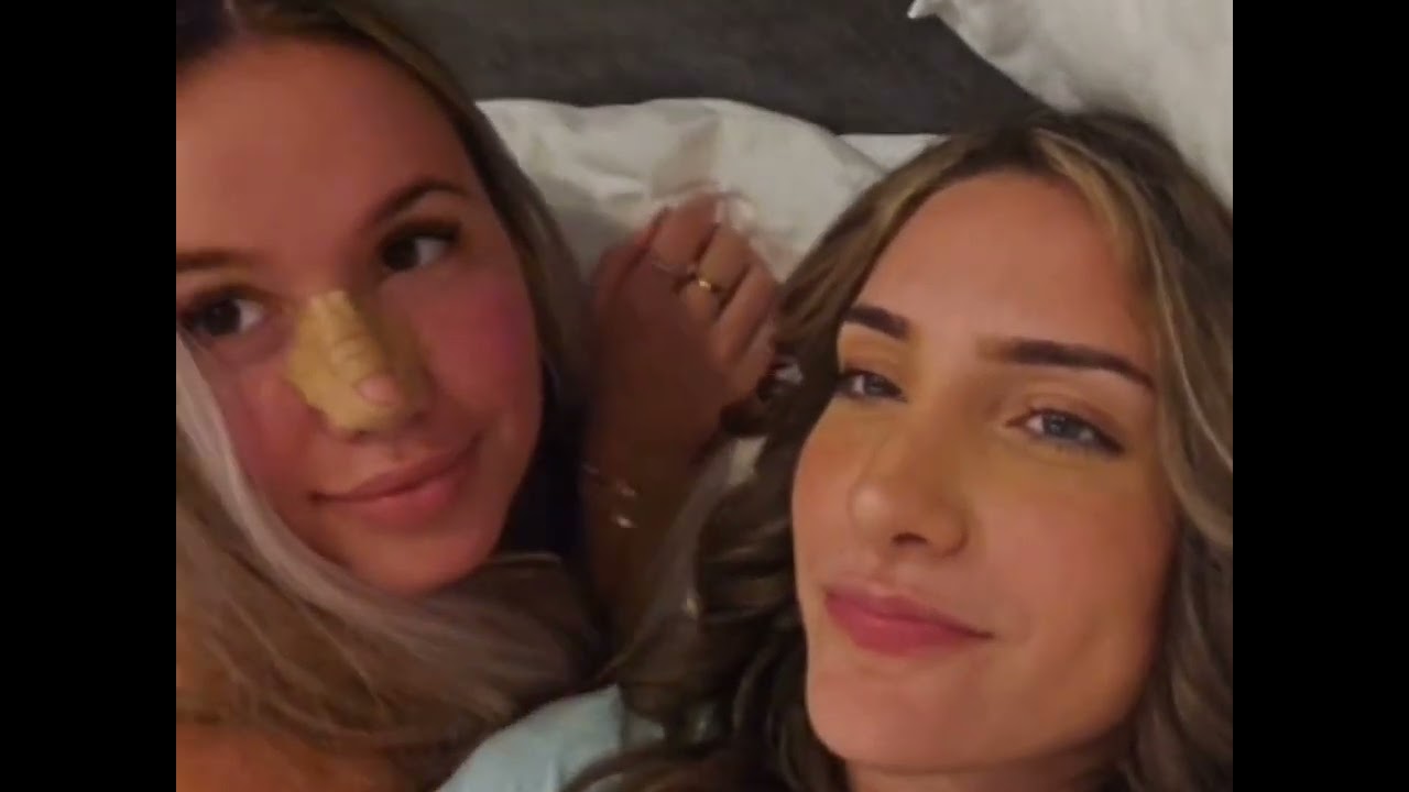 azra and Nadia moments 👩‍❤️‍💋‍👩🔥🙈