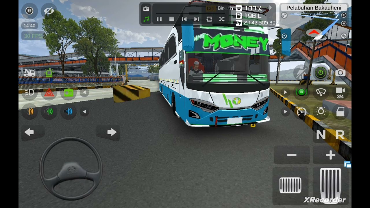 Mad money bus skin