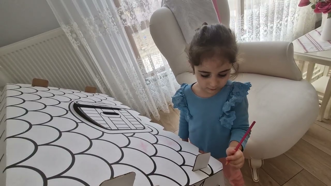 Gökçe ile Oyun Evimizi Kurduk ve Boyadık