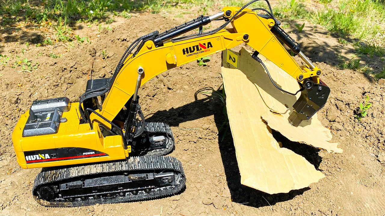 RC Drill Exacavator at work Construction Tractor Remote Control Truck