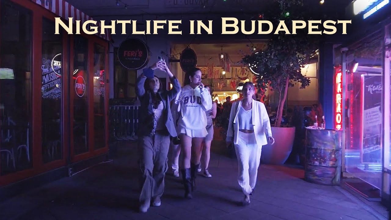 Budapest Night Walk - Nightlife in the city - Hungary