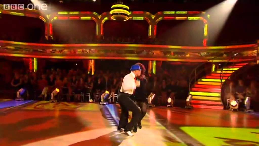 Lisa Riley & Robin Windsor Jive to 'Hanky Panky - Strictly Come Dancing 2012 - Week 3 - BBC