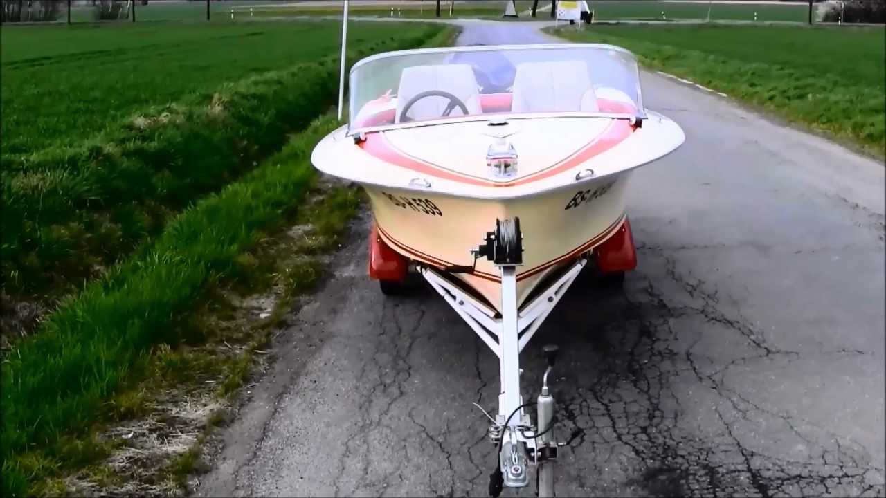 Oldtimer Klassiker Sportboot Libella Werft mit 40 PS Mercury Au&szlig;enborder
