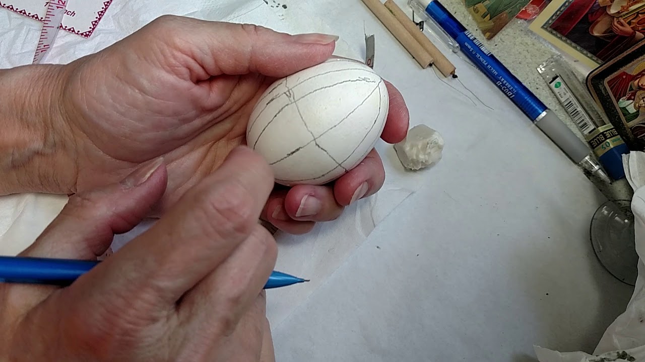 Pysanky pattern - Division of Three with 8 pointed star