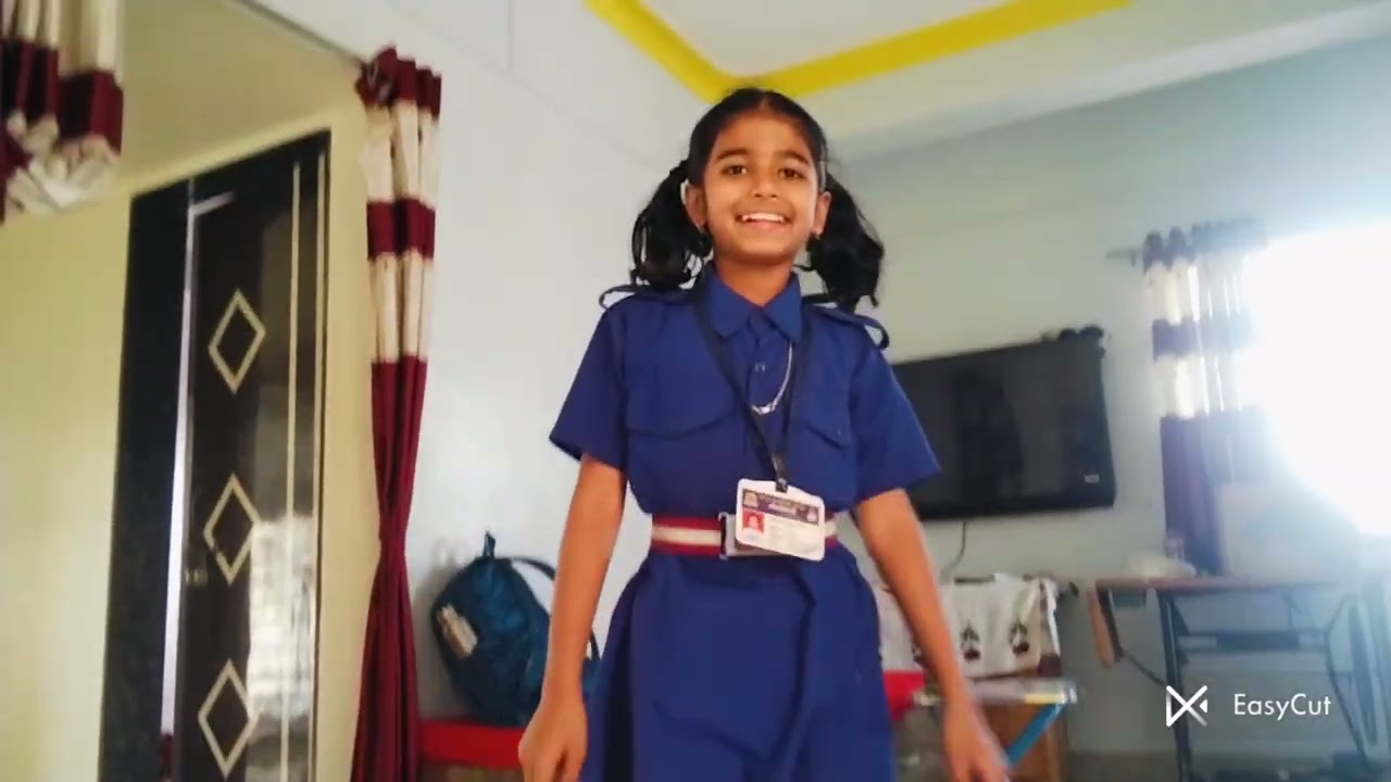उन्हाळी वाळवण ❤️ म्हणलं की बायकांची तयारी सुरू झालीय असते. त्यात आम्ही सुद्धा चिप्स केले.