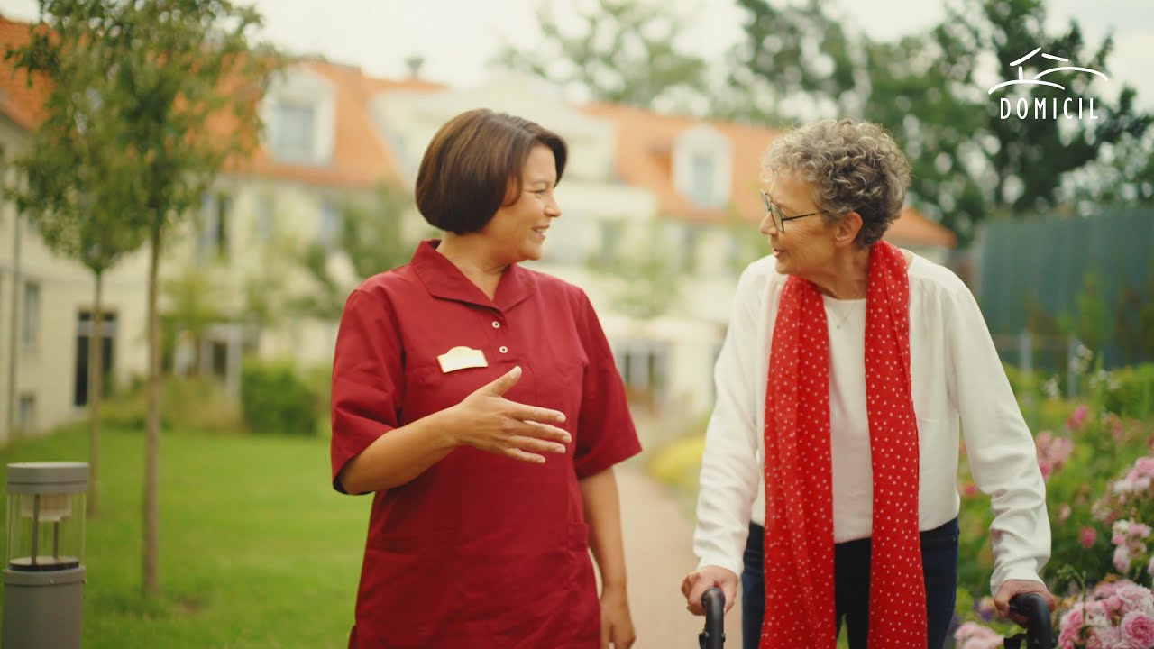 DOMICIL als Arbeitgeber: Mitarbeitende erzählen aus ihrem Pflegealltag