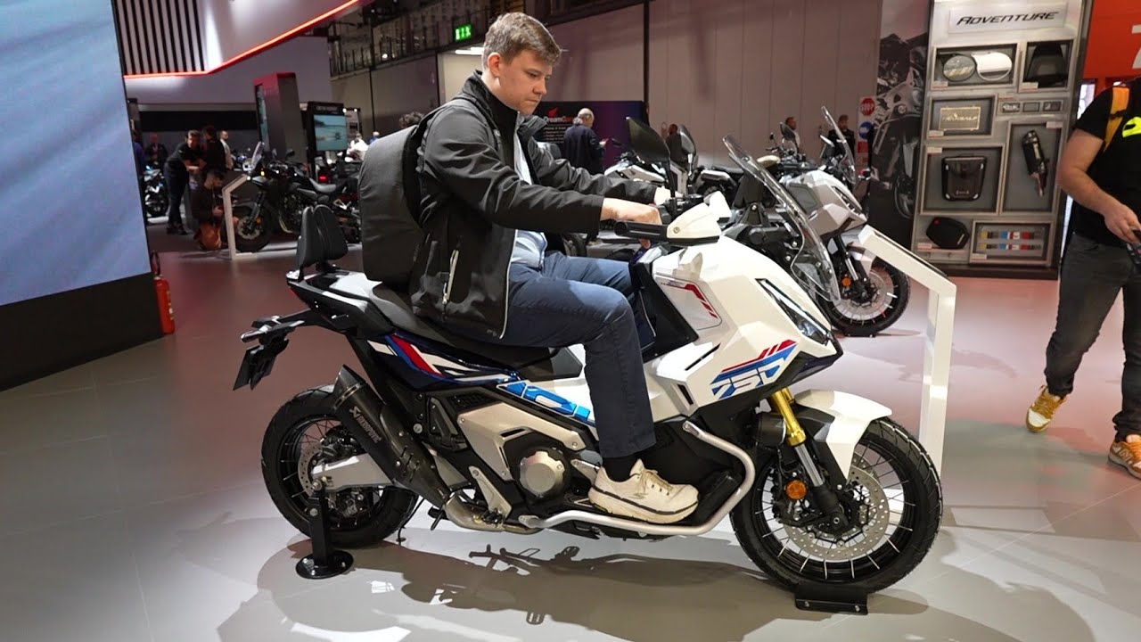 HONDA X-ADV 750 amazing color 2026