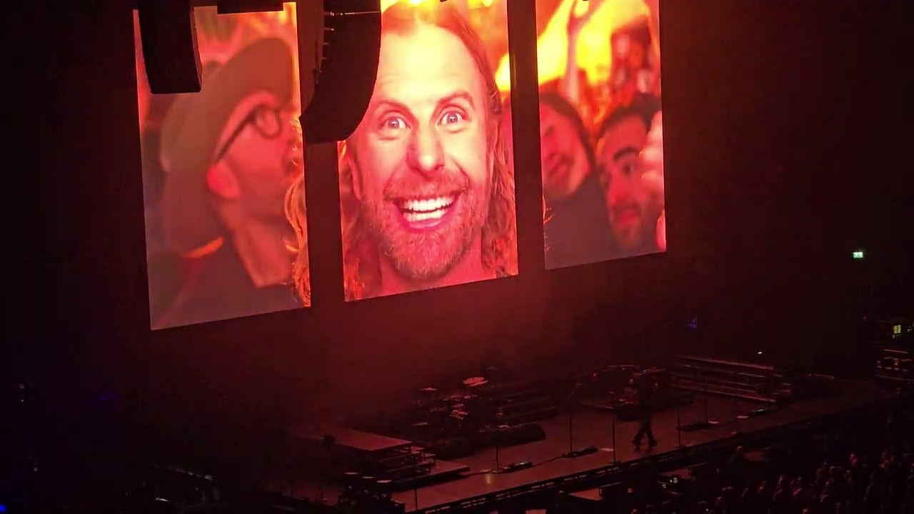 Dierks Bentley - Hot Country Knights - Medley - Live - C2C 2025 - OVO Hydro, Glasgow - 14 March 2025