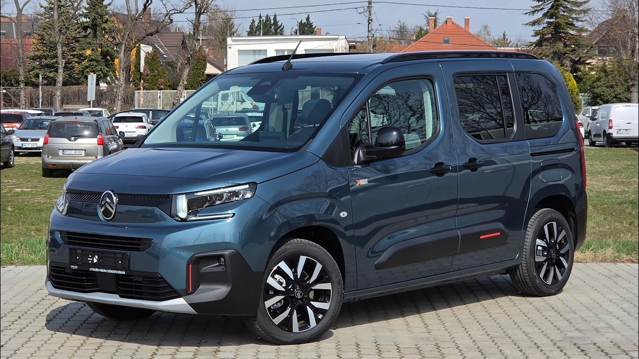Citroën Berlingo MAX XTR M 1.5 BlueHDi 130 Kiama Blue - Modutop Roof