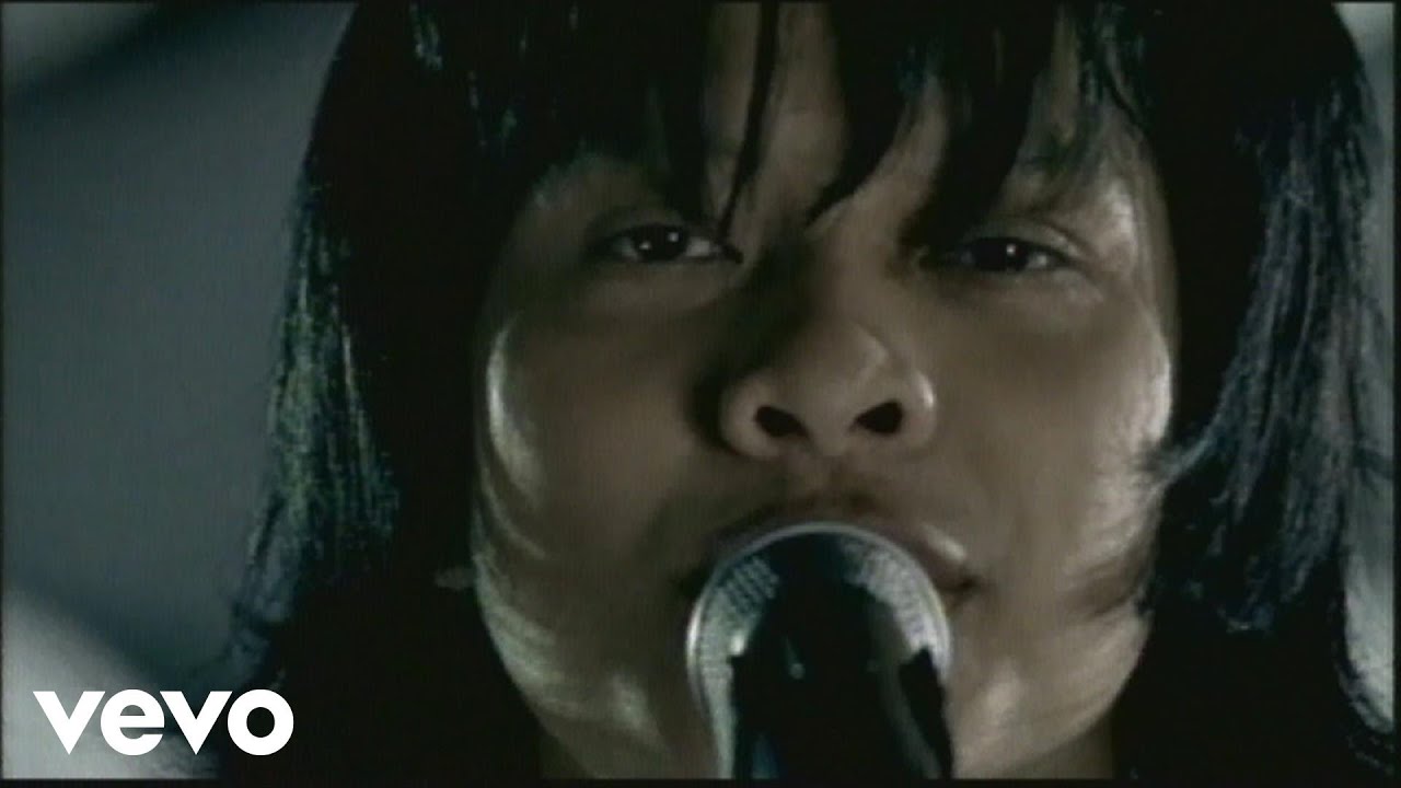 Gigi - Bisa Saja (Video Clip)