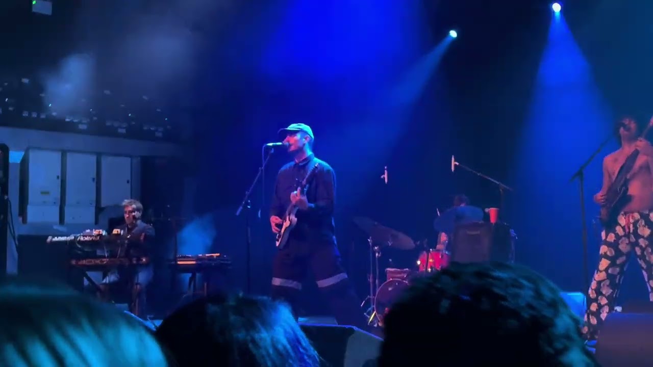 Mac DeMarco- Ode to Viceroy {intro} (Birmingham, 02 Academy, 08-11-2025)