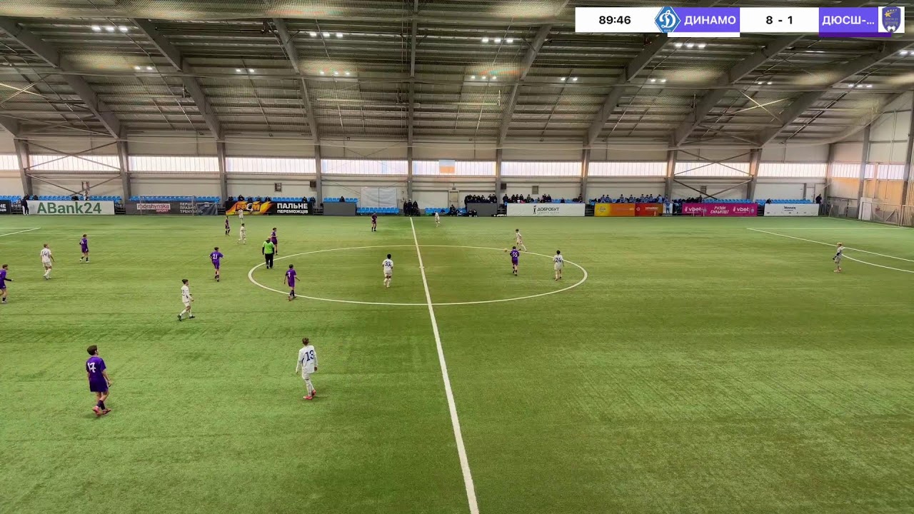 Товариська гра Динамо(Київ) 2013 - ДЮСШ 21
ДИНАМО VS ДЮСШ-21